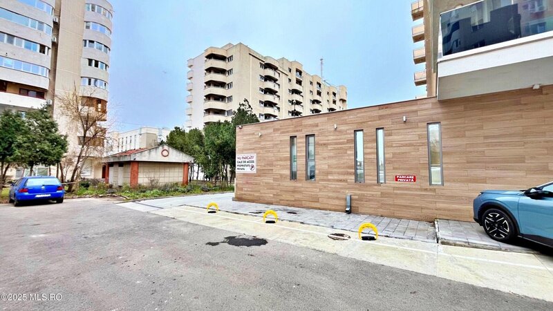C-ta, Bd. Mamaia apartament 3 camere etaj 1, 95.42 mpt, comision 0%