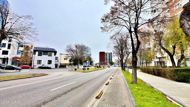 C-ta, Bd. Mamaia apartament 3 camere etaj 1, 95.42 mpt, comision 0%